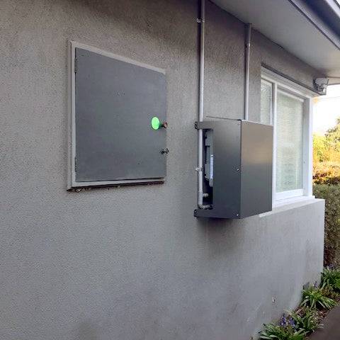 Solar Inverter Cover - Basalt Installed (Universal) - Sunny Covers